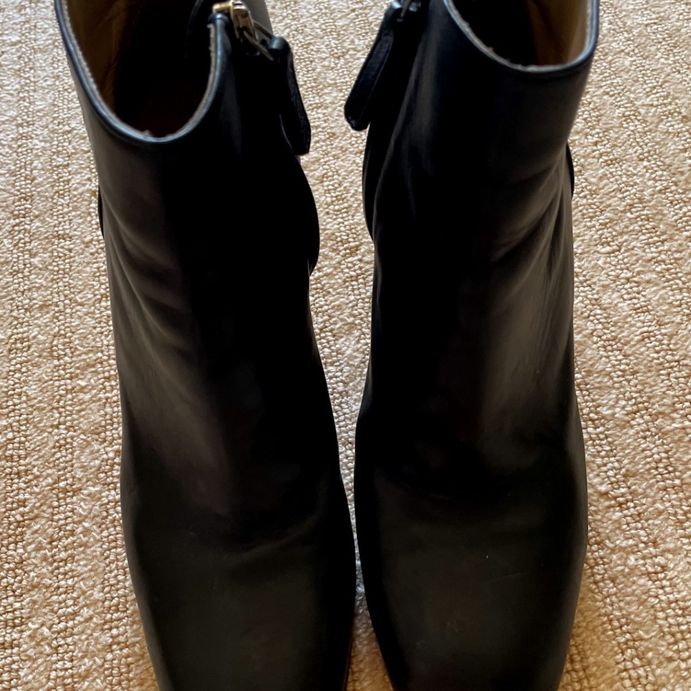 Max Mara Black Leather Ankle Boots sz 38